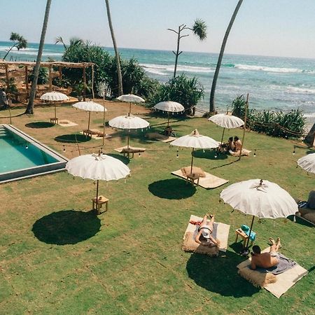 Dreamsea Sri Lanka Hotel Ахангама Екстериор снимка