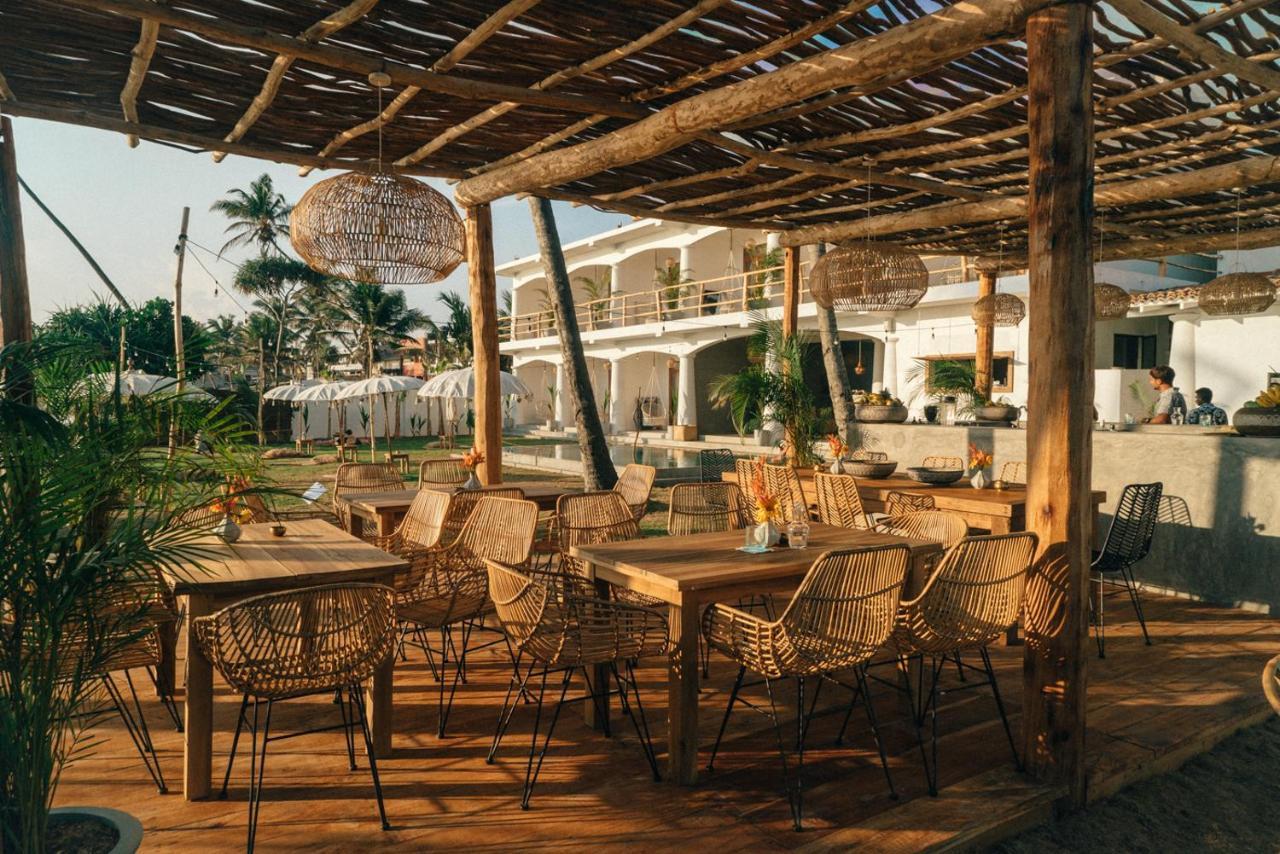 Dreamsea Sri Lanka Hotel Ахангама Екстериор снимка
